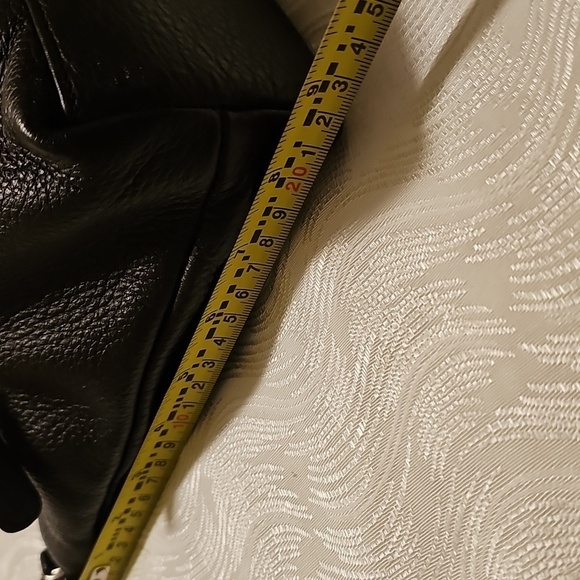 Stone Mountain brown leather shoulder bag very good condition front zip pouch ba - Picture 10 of 14